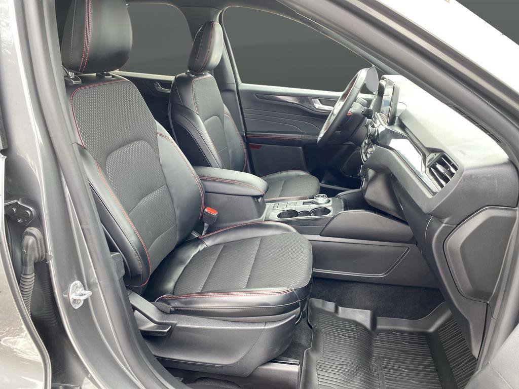 Certified 2025 Ford Escape ST-Line Select image 40