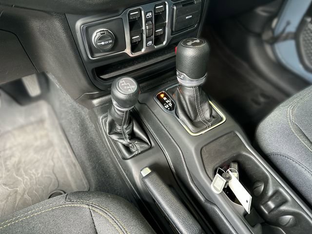 Used 2024 Jeep Wrangler Unlimited Sport AWD/4WD image 20