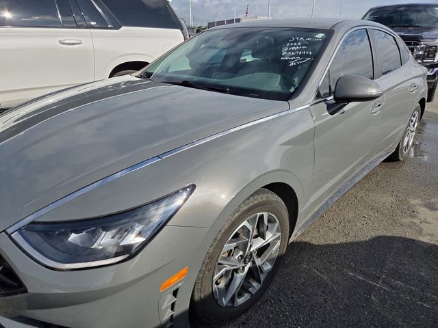 Used 2023 Hyundai Sonata SEL w/ Preferred Accessory Package FWD image 5
