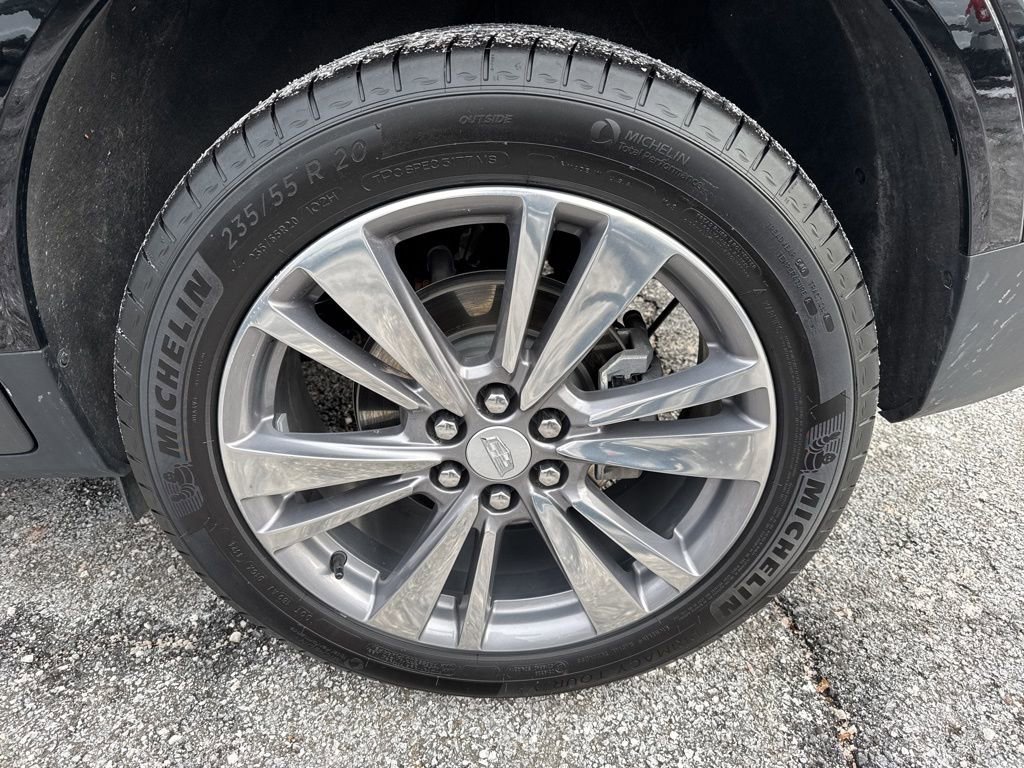 Used 2025 Cadillac XT5 Premium Luxury image 9