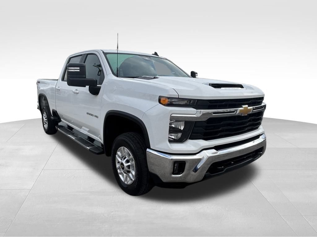 Used 2025 Chevrolet Silverado 2500 LT w/ Convenience Package image 2