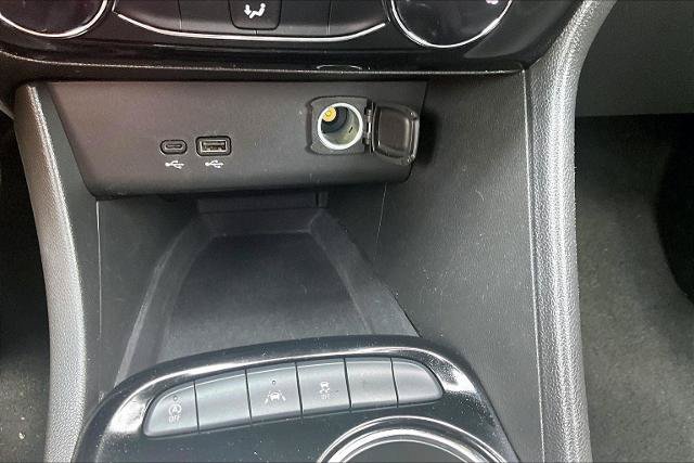 Used 2024 Buick Encore GX Sport Touring FWD image 31