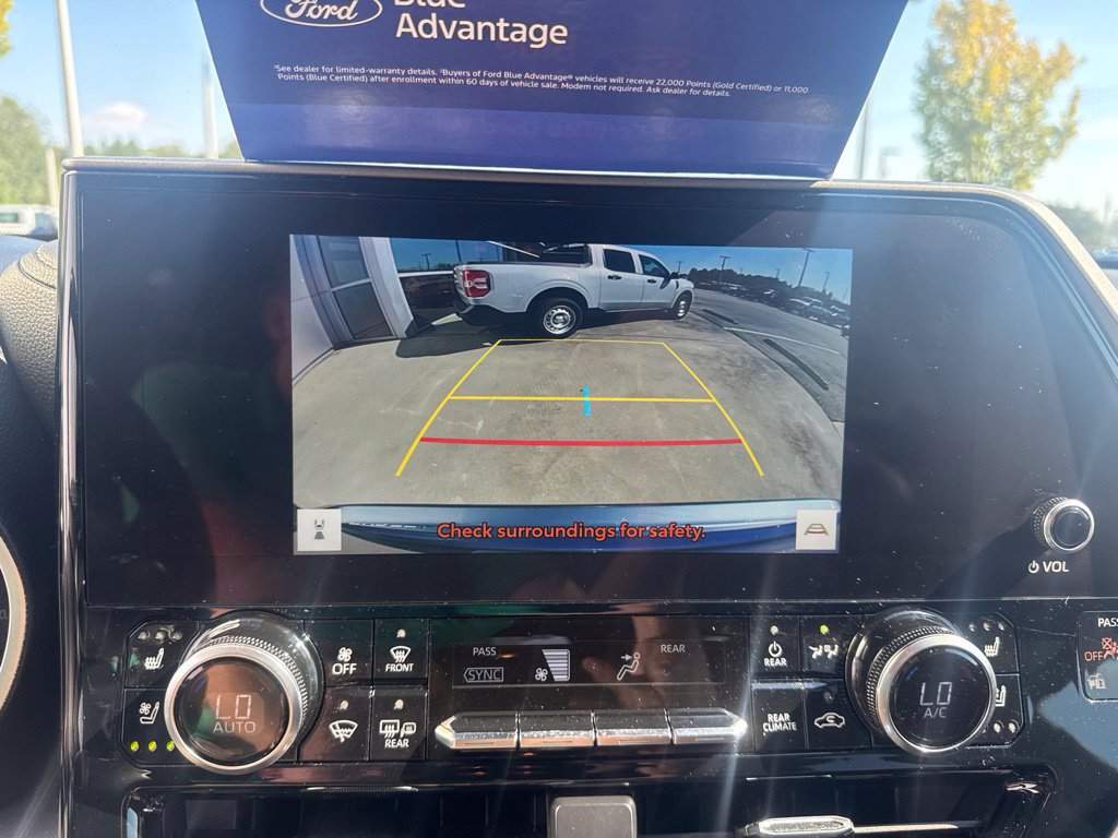 Used 2023 Toyota Highlander Limited FWD image 28