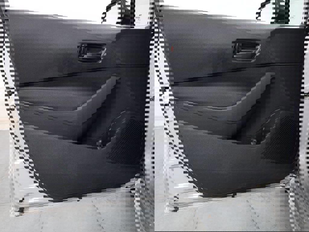 Used 2024 Toyota Corolla LE image 9