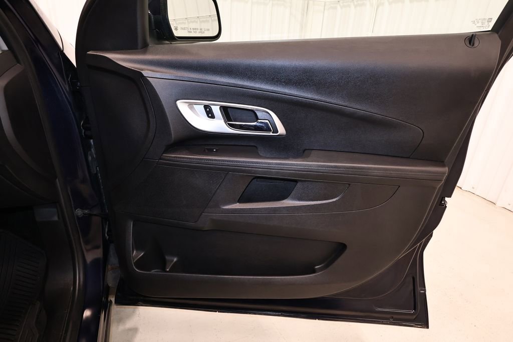 Used 2017 Chevrolet Equinox LT w/ Convenience Package FWD image 19
