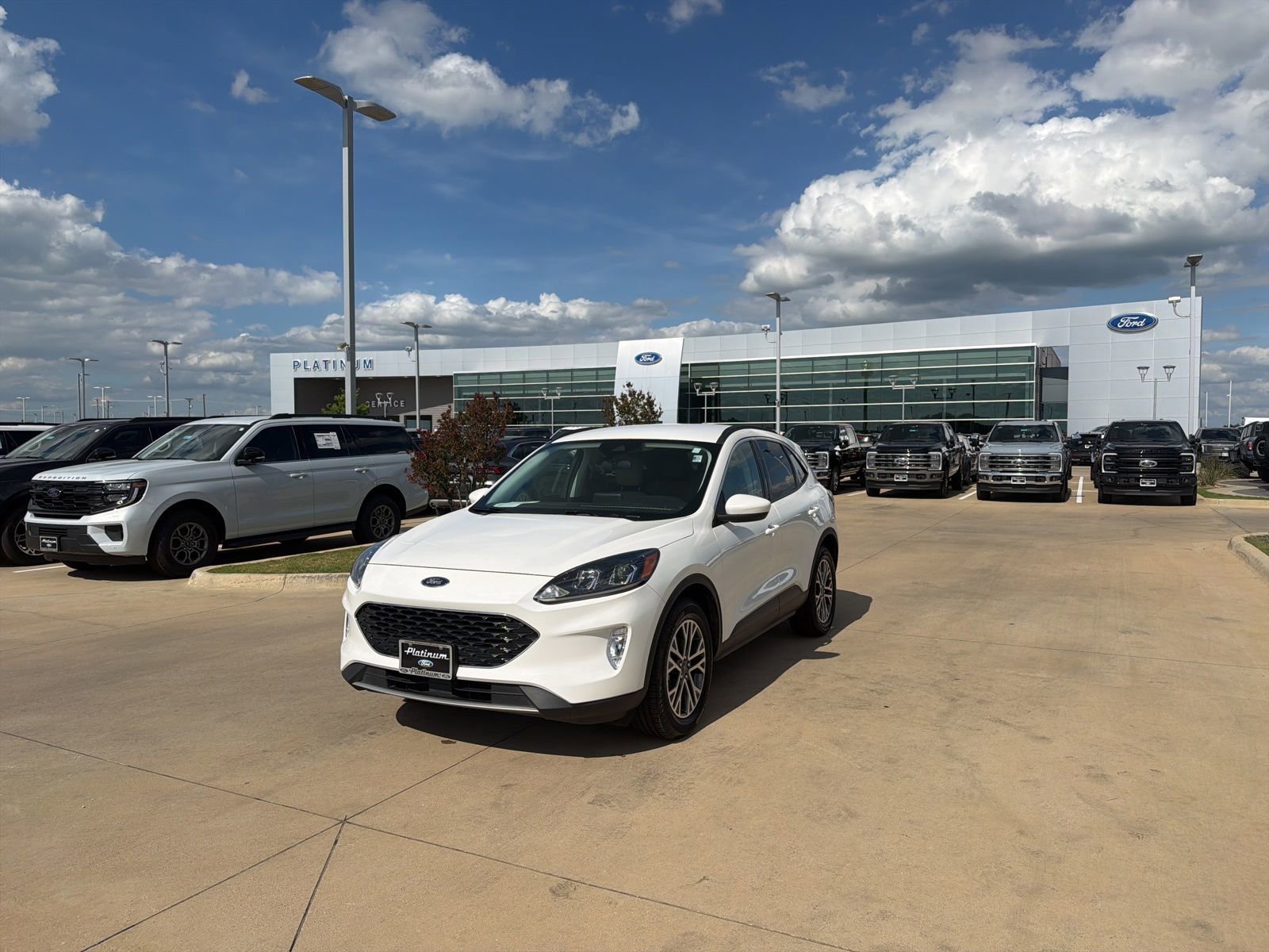 Certified 2021 Ford Escape SEL w/ Technology Package image 2