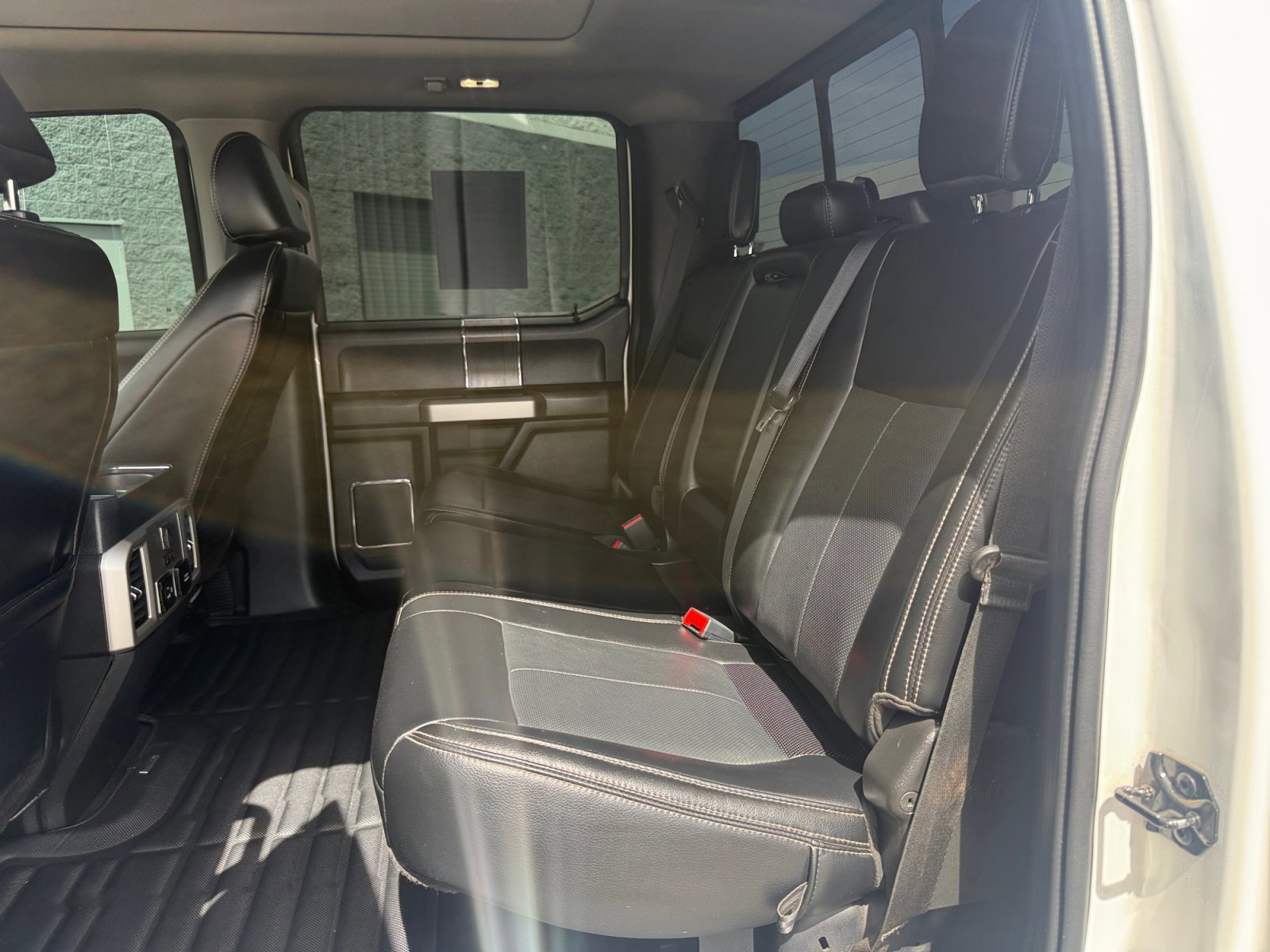 Certified 2021 Ford F450 Lariat w/ Lariat Ultimate Package image 16