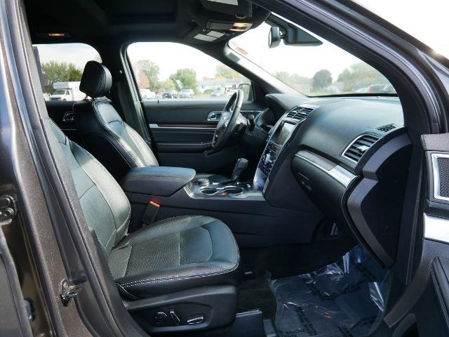 Certified 2017 Ford Explorer Limited w/ Equipment Group 301A AWD/4WD image 15