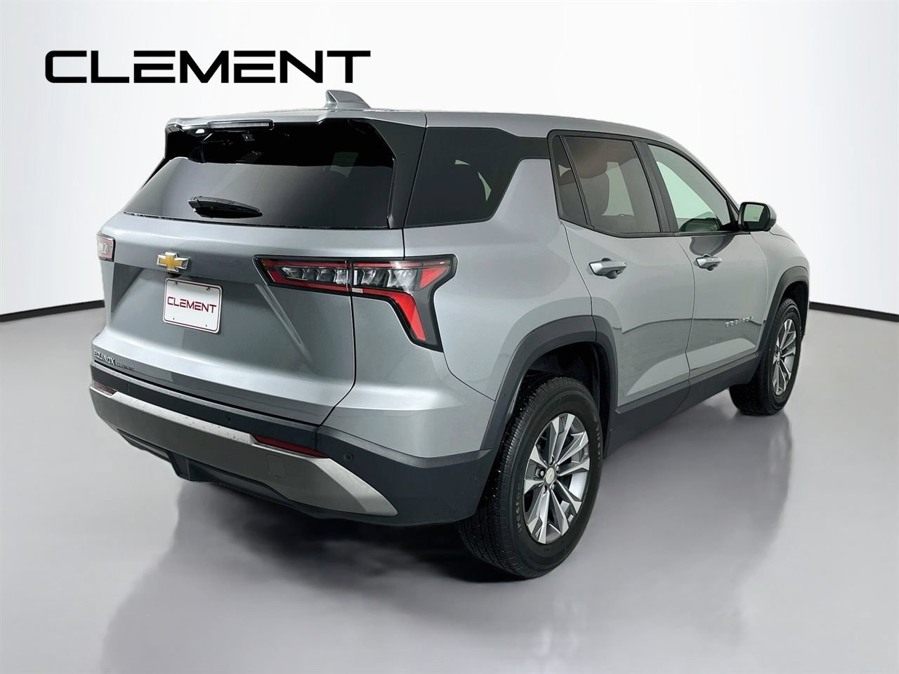 Used 2025 Chevrolet Equinox LT w/ Safety and Technology Package FWD image 7