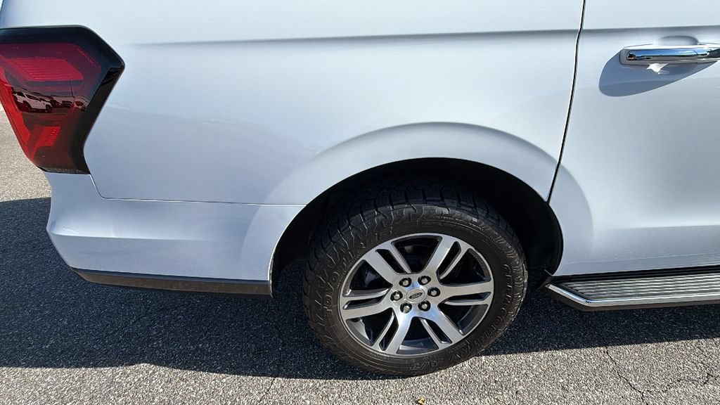 Certified 2022 Ford Expedition Max Limited AWD/4WD image 11