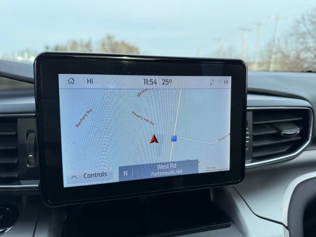 Certified 2022 Ford Explorer XLT w/ Equipment Group 202A image 19