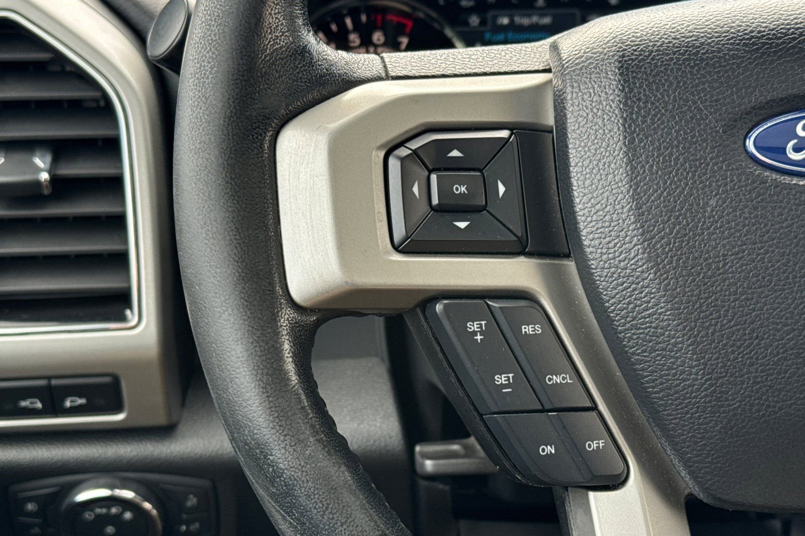 Certified 2019 Ford F150 Lariat AWD/4WD image 23