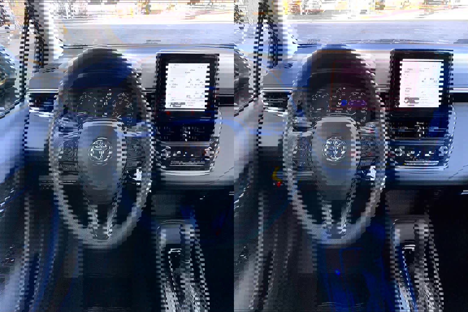 Used 2023 Toyota Corolla LE image 8