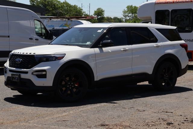 Certified 2022 Ford Explorer ST w/ Equipment Group 401A AWD/4WD image 6