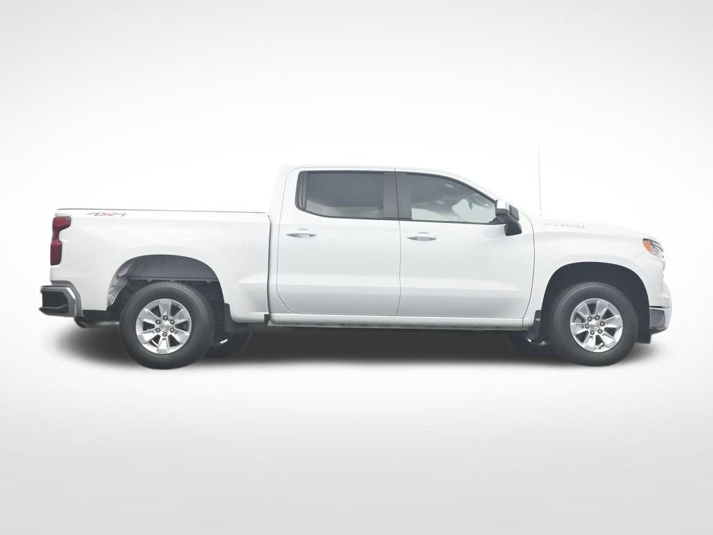 Used 2025 Chevrolet Silverado 1500 LT AWD/4WD image 34