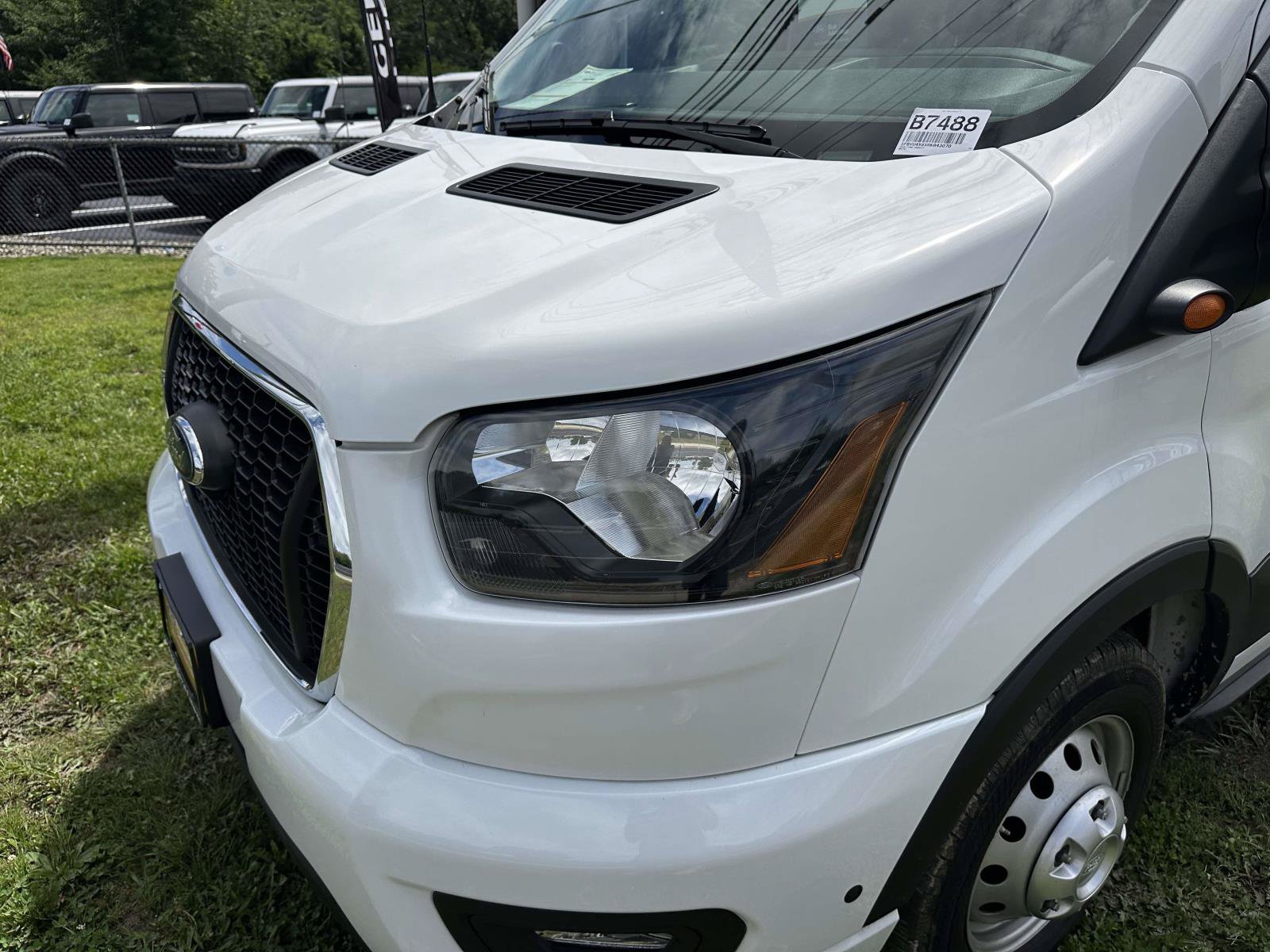 Certified 2024 Ford Transit 350 XLT RWD image 9