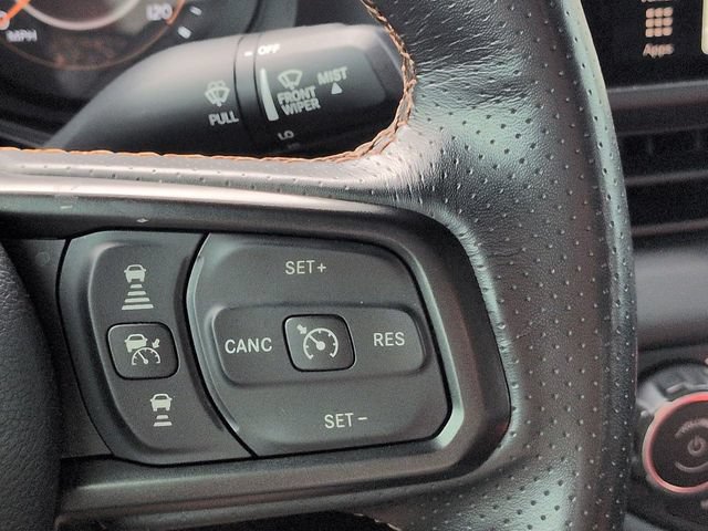 Used 2024 Jeep Gladiator Mojave w/ Technology Group AWD/4WD image 26