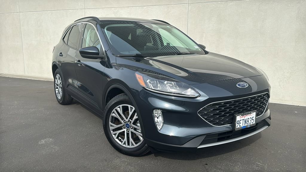 Certified 2022 Ford Escape SEL image 1