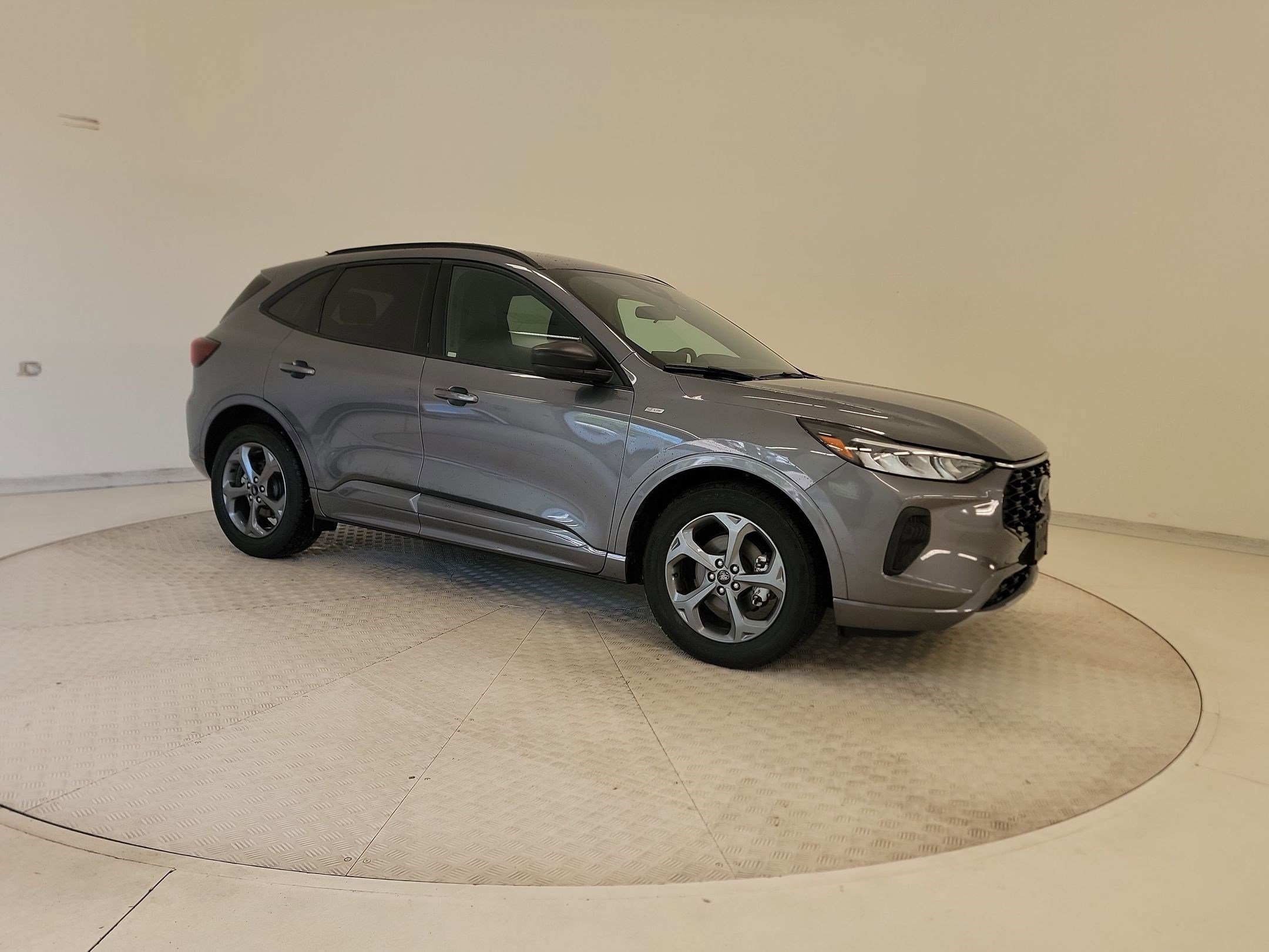 Certified 2023 Ford Escape ST-Line w/ Tech Pack #1 image 5