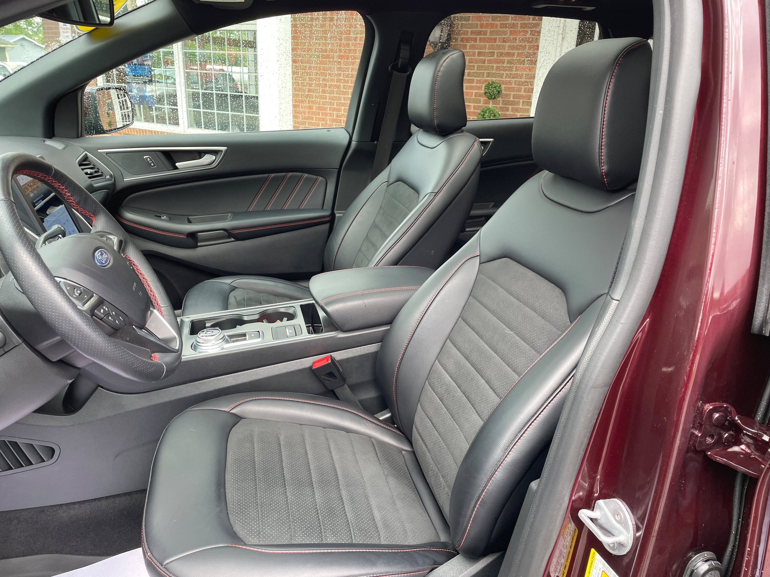 Certified 2024 Ford Edge ST-Line AWD/4WD image 13