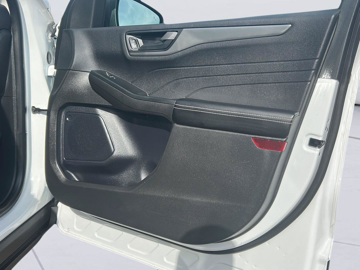 Certified 2024 Ford Escape Active w/ Cold Weather Package FWD image 23