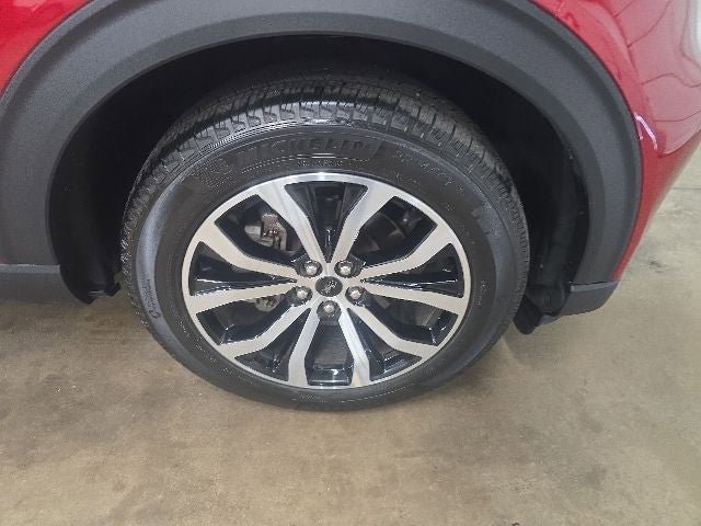 Certified 2022 Ford Explorer ST AWD/4WD image 2