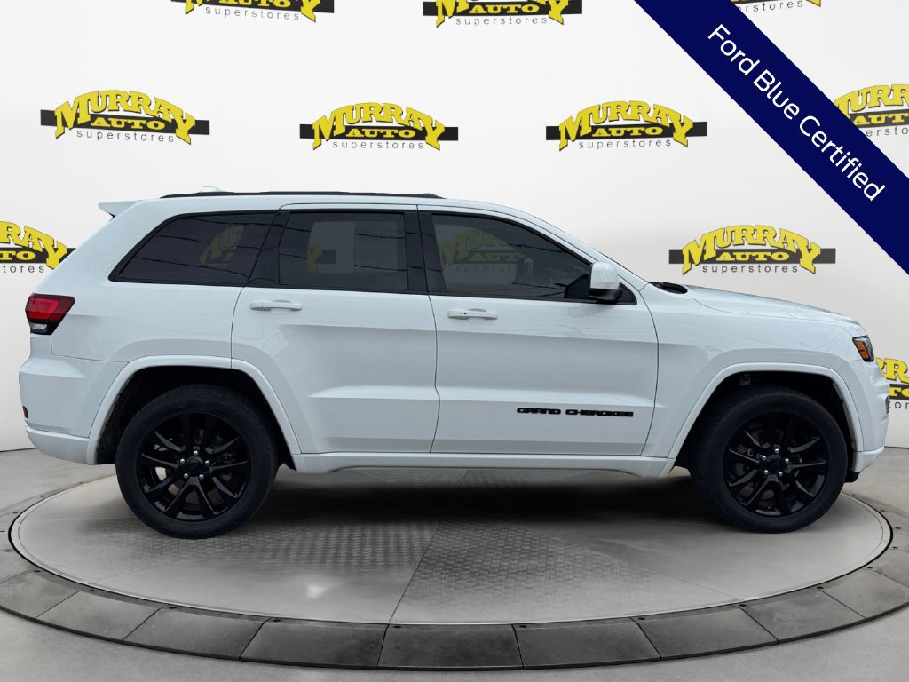 Used 2020 Jeep Grand Cherokee Altitude AWD/4WD image 8