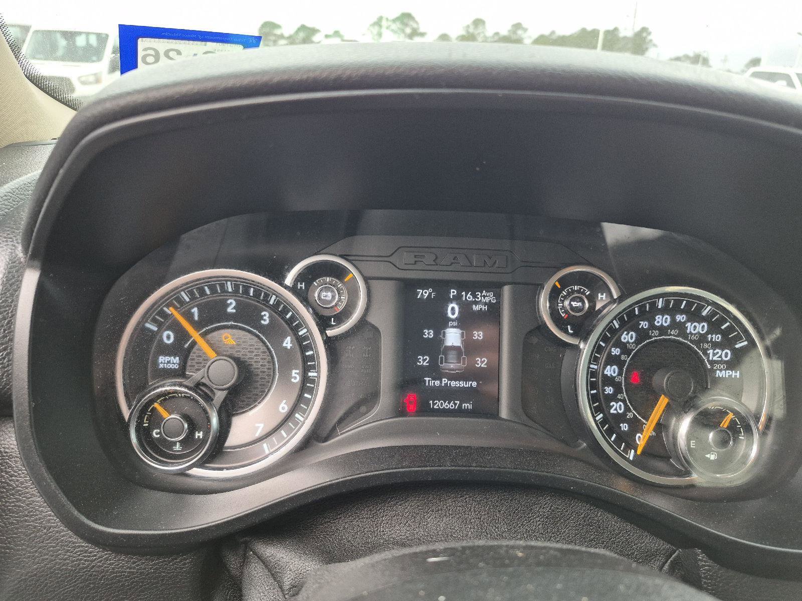 Used 2020 RAM 1500 Lone Star image 6