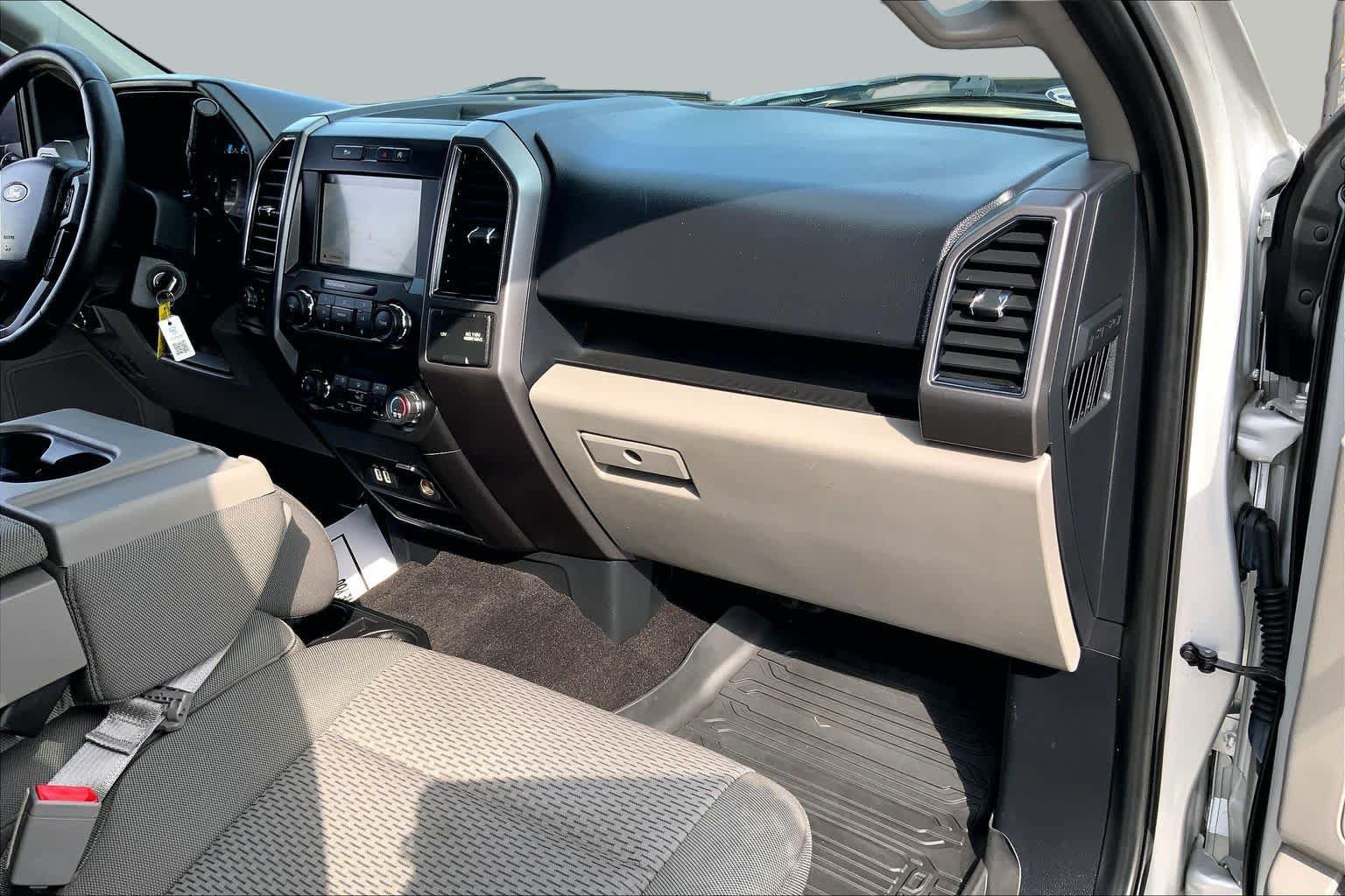 Certified 2019 Ford F150 XLT w/ Equipment Group 302A Luxury AWD/4WD image 17