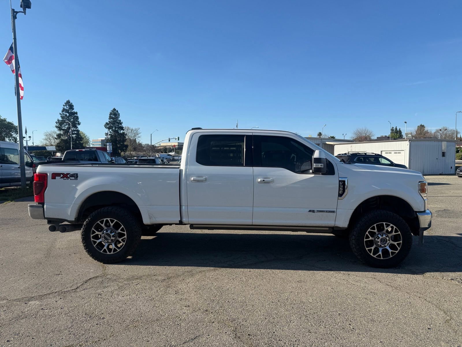 Certified 2020 Ford F350 Lariat w/ Lariat Ultimate Package image 6