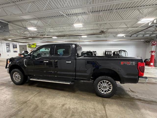 Certified 2022 Ford F350 XLT w/ XLT Premium Package AWD/4WD image 8