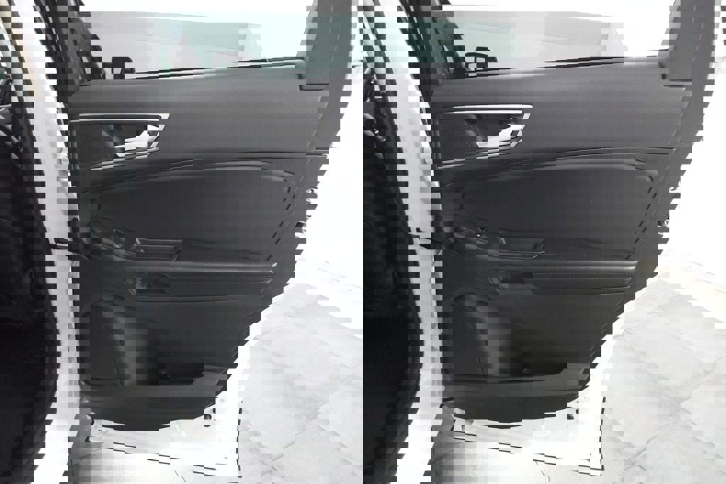 Certified 2023 Ford Edge SEL image 27