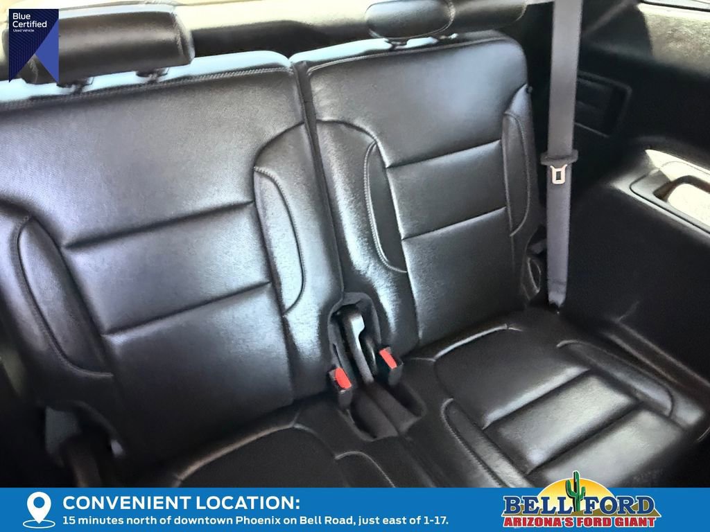 Used 2023 GMC Acadia SLT w/ Preferred Package image 16