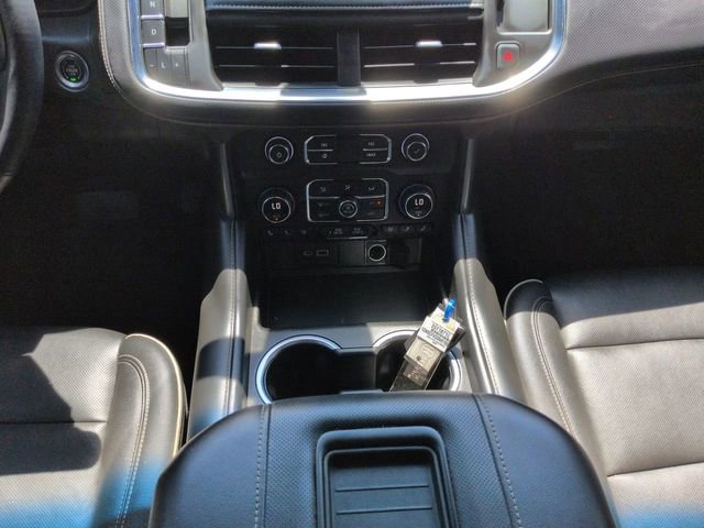 Used 2022 Chevrolet Suburban Premier RWD image 23