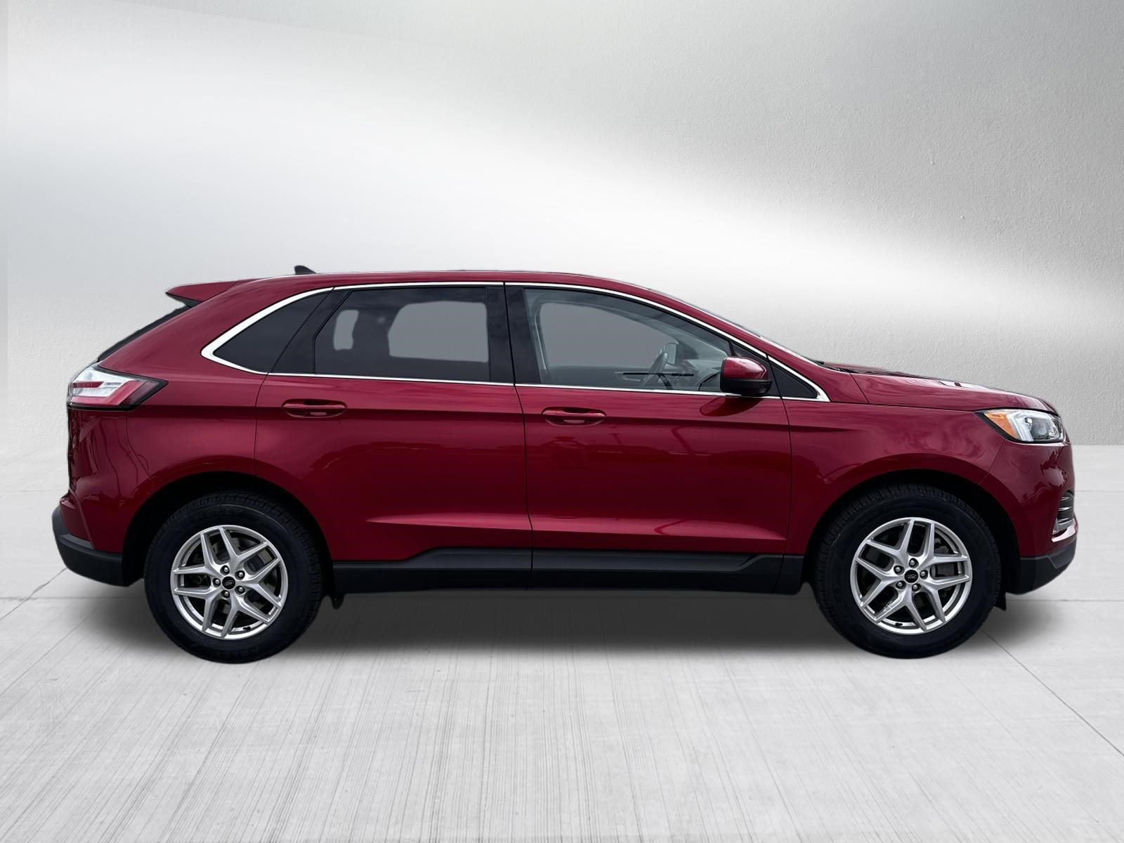Certified 2023 Ford Edge SEL w/ Convenience Package AWD/4WD image 8