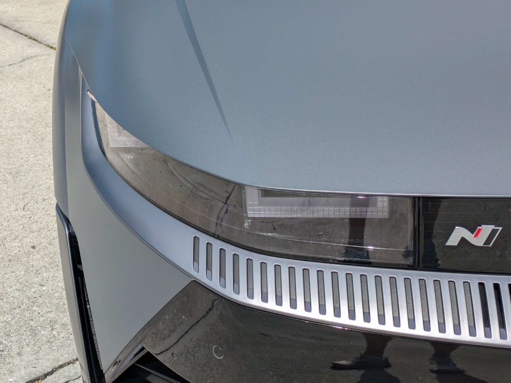 Used 2025 Hyundai Ioniq 5 N AWD/4WD image 9