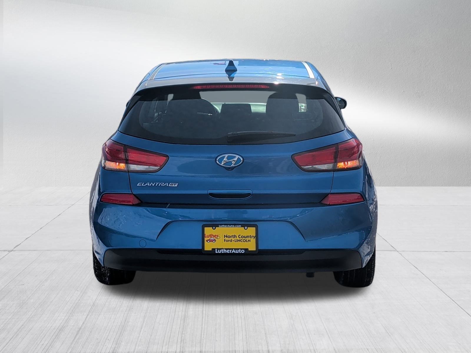 Used 2018 Hyundai Elantra GT image 4