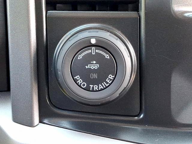 Certified 2022 Ford F150 XLT w/ XTR Package AWD/4WD image 23