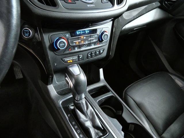 Certified 2019 Ford Escape Titanium AWD/4WD image 18