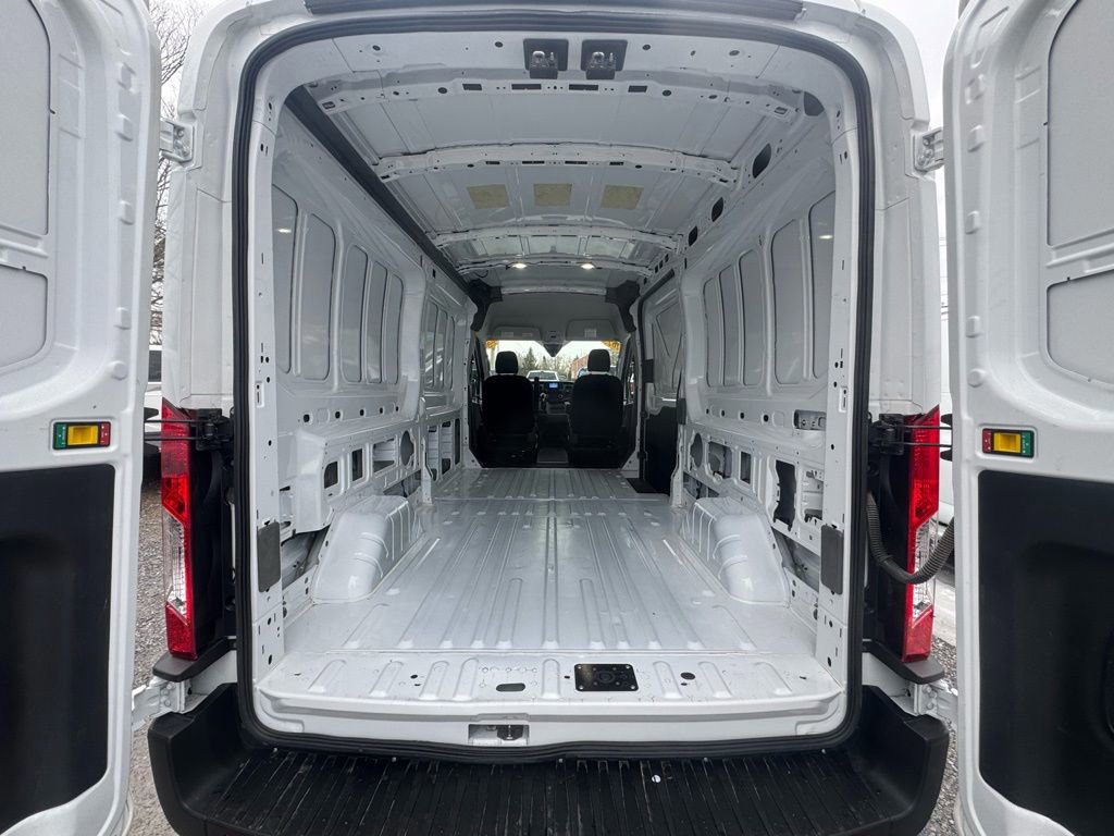 Certified 2025 Ford Transit 150 148 WB MEDIUM ROOF CARGO w/ Interior Upgrade Package image 8