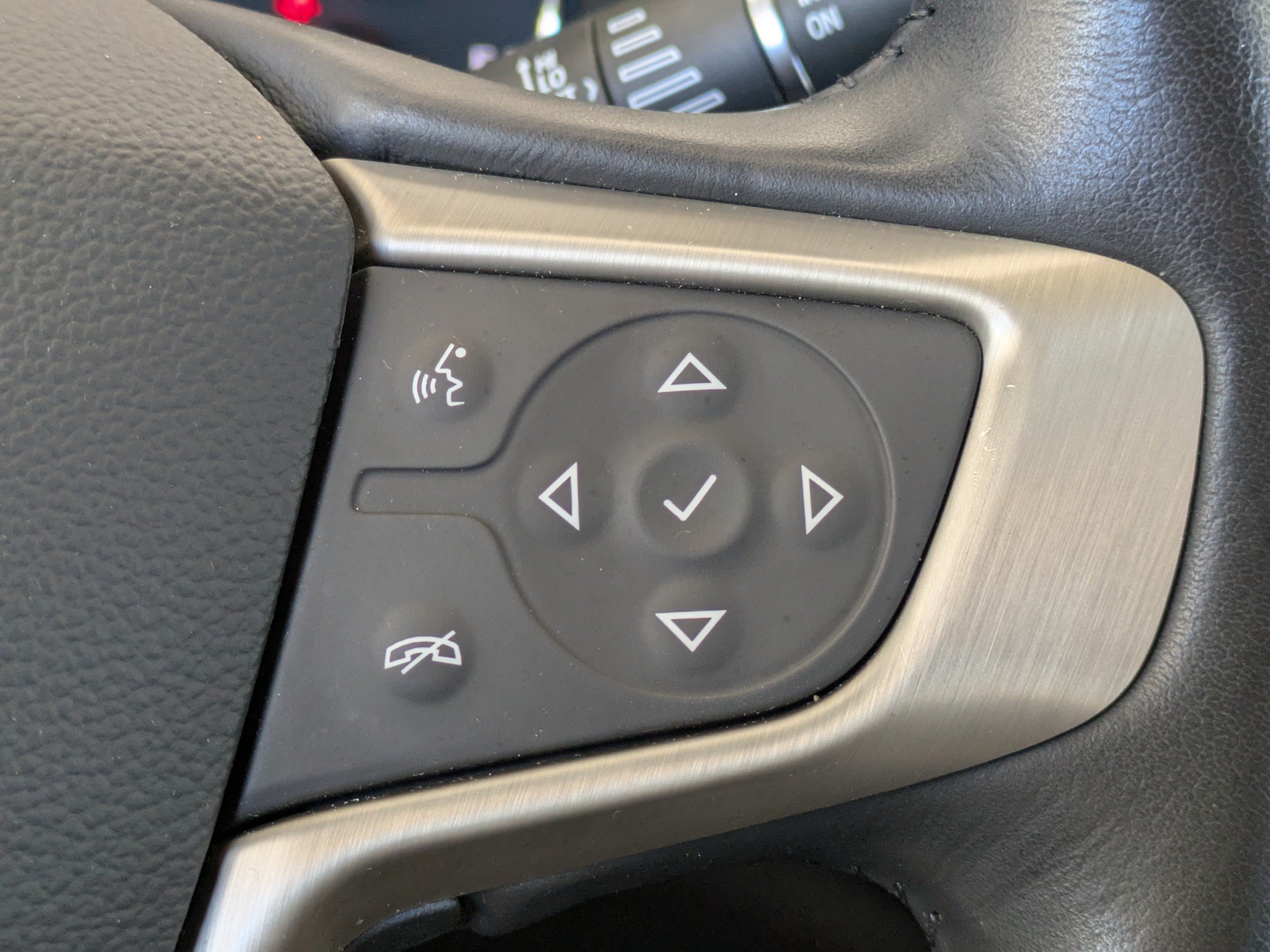 Used 2022 GMC Acadia Denali w/ Denali Technology Package AWD/4WD image 31