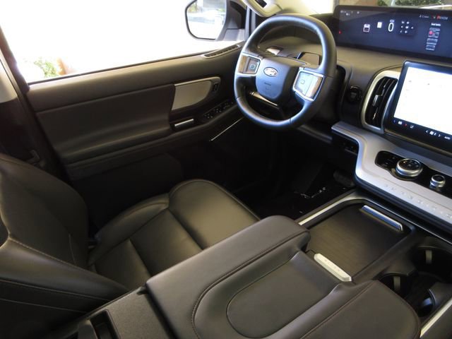 Certified 2025 Ford Expedition Max Active image 18