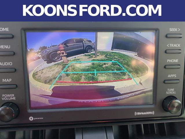 Used 2021 Toyota RAV4 XLE w/ Convenience Package FWD image 19