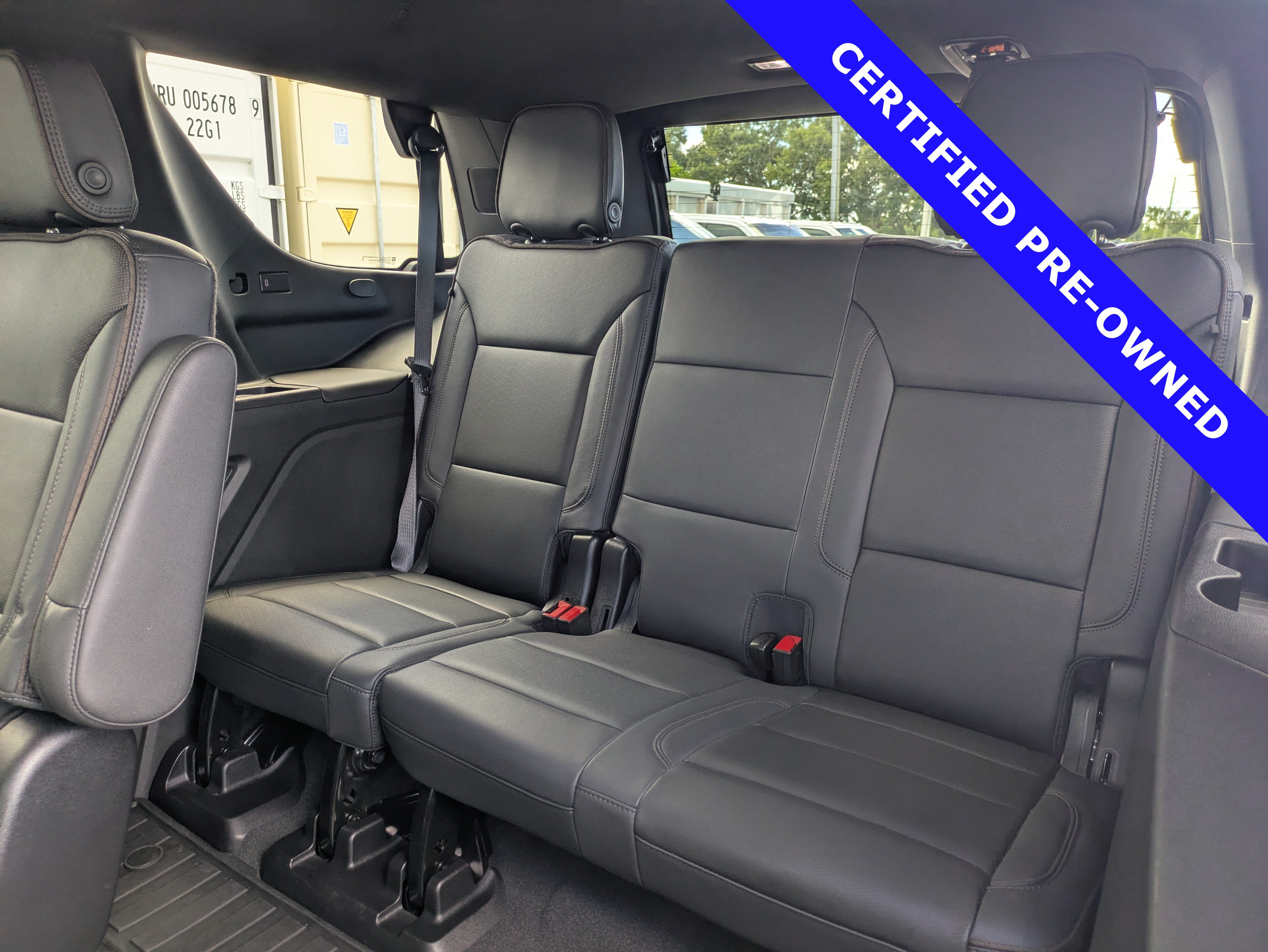 Used 2024 Chevrolet Tahoe High Country RWD image 17