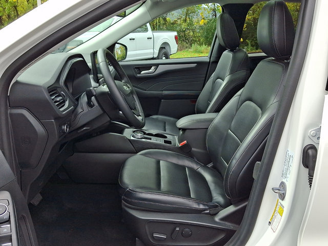 Certified 2023 Ford Escape Platinum AWD/4WD image 14