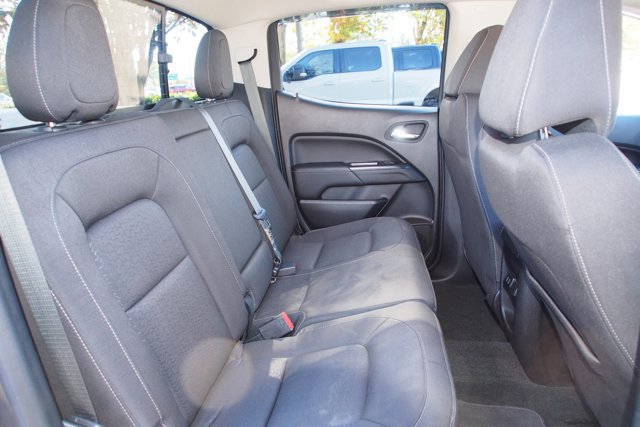 Used 2016 GMC Canyon SLE w/ SLE Convenience Package image 14