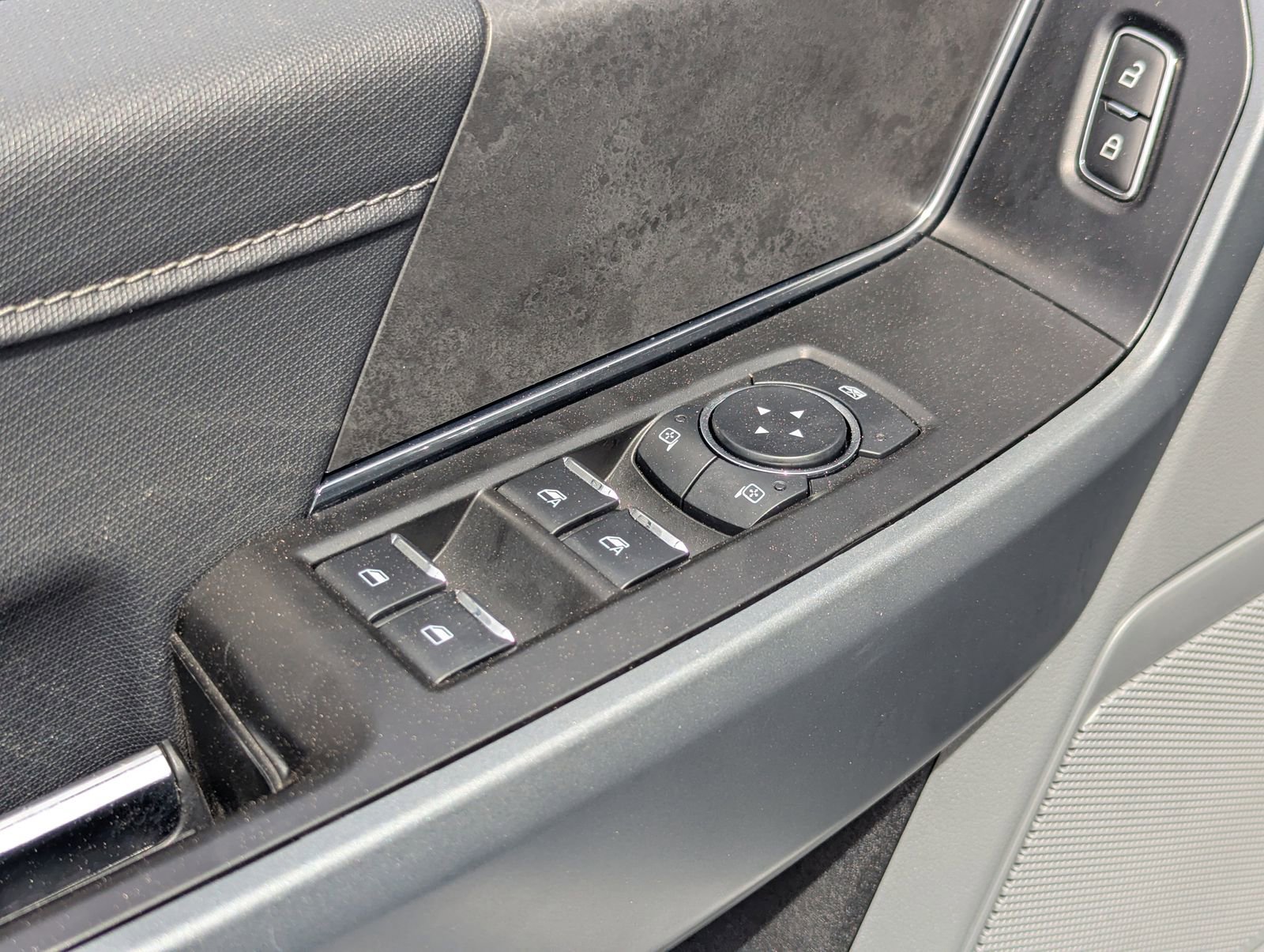 Certified 2024 Ford F150 XLT w/ Mobile Office Package AWD/4WD image 31