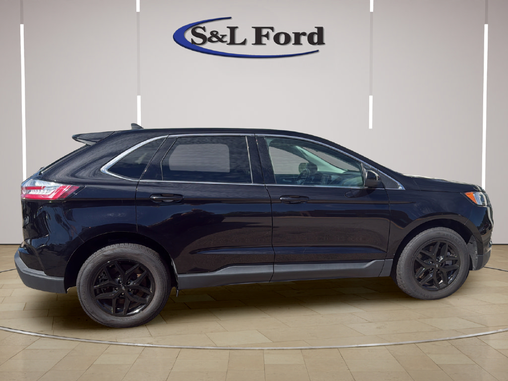 Certified 2024 Ford Edge SEL AWD/4WD image 8