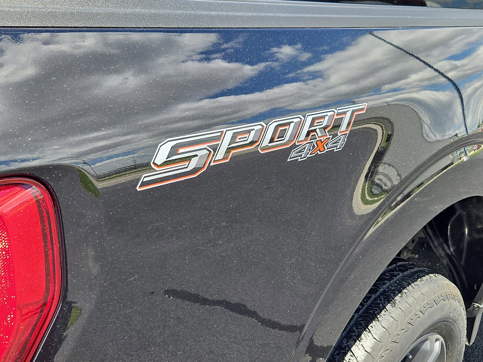 Certified 2023 Ford F150 XLT w/ Equipment Group 302A High image 7