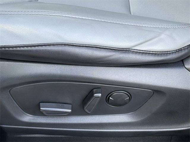 Certified 2021 Ford Explorer XLT w/ Equipment Group 202A image 7